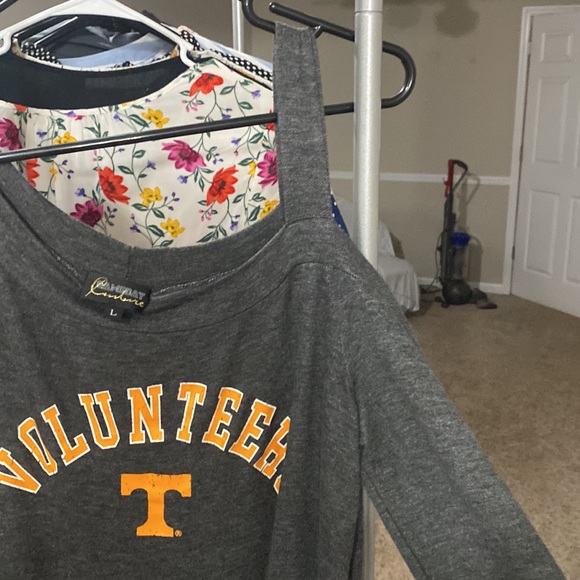 Gameday Couture TN Vols Cold Shoulder Top - Picture 4 of 5